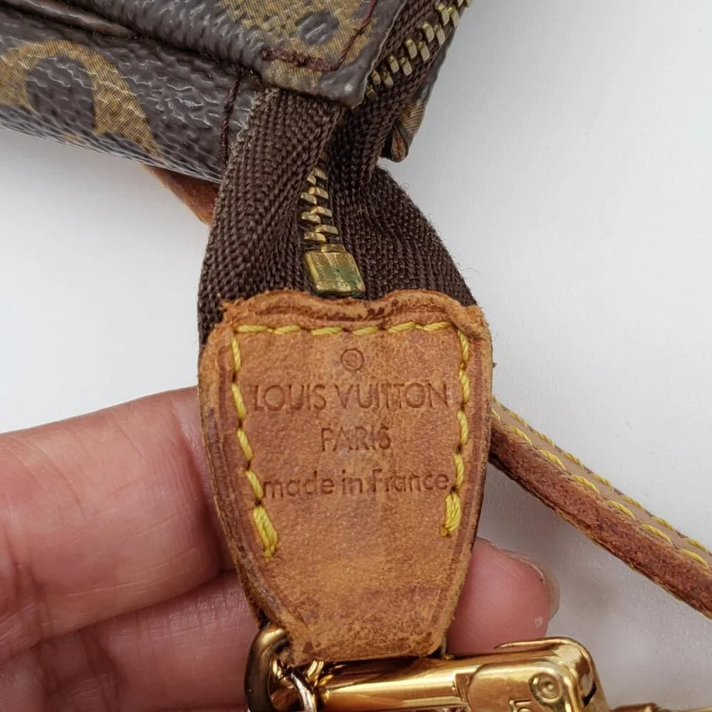 Louis Vuitton Pochette Accessoires Monogram Crossbody | LV Chain Shoulder Bag - Picture 10 of 16